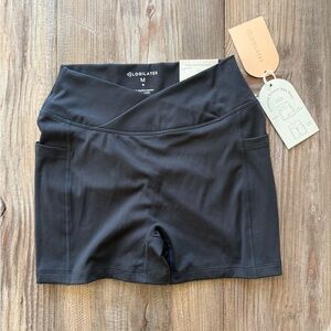 Blogilates Crisscross Scrunch Bike Shorts Black Size M NWT